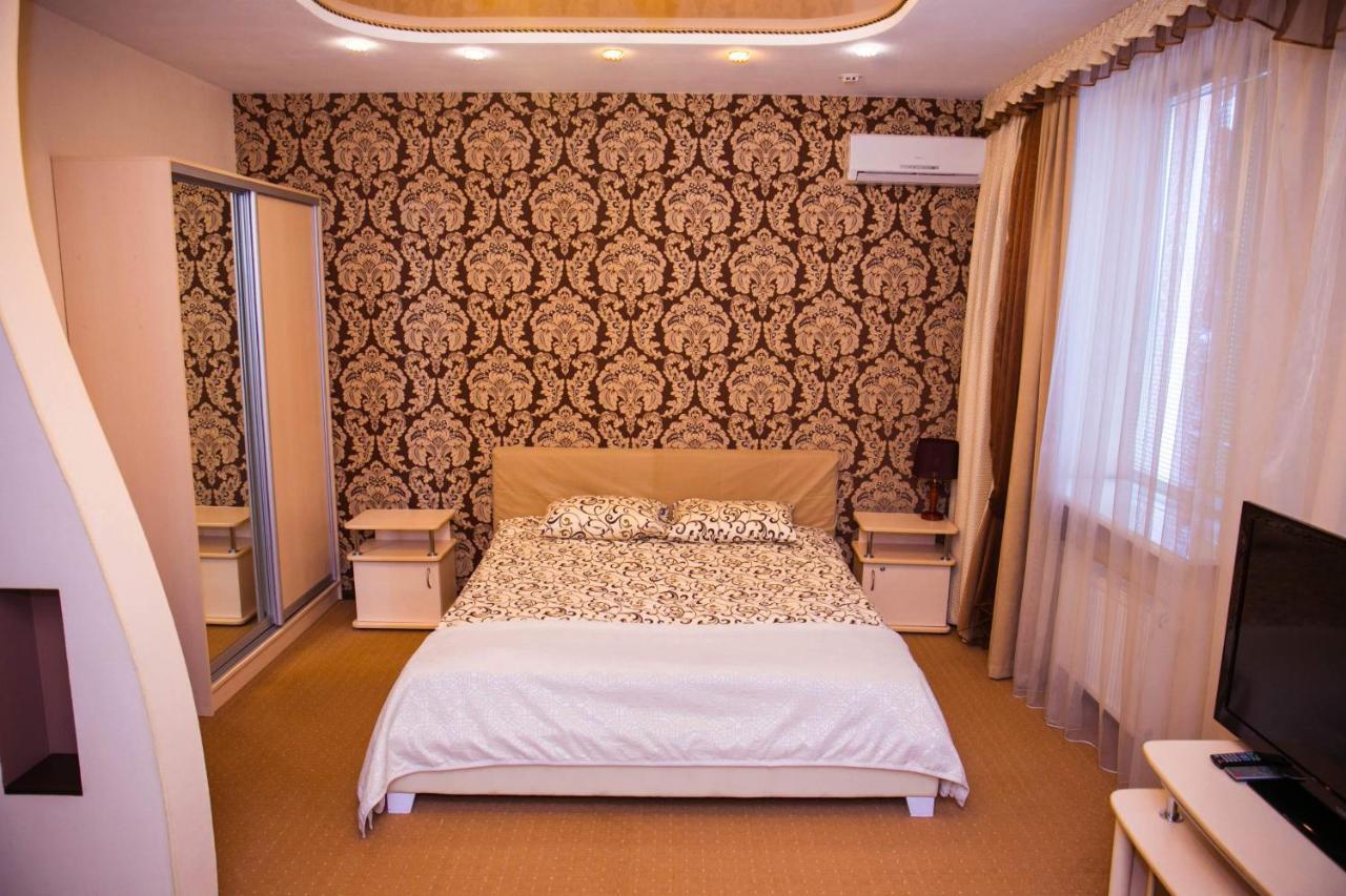 Siesta Hotel ハルキウ エクステリア 写真