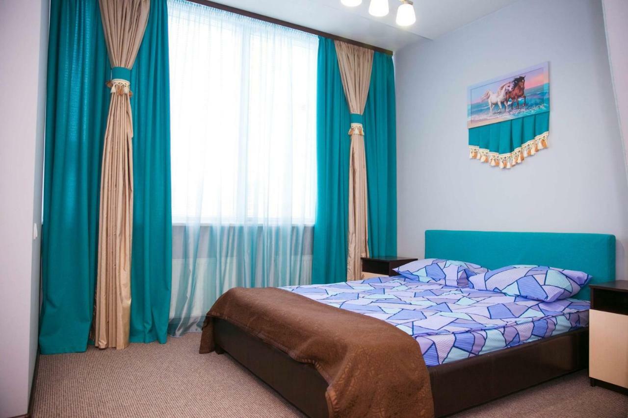Siesta Hotel ハルキウ エクステリア 写真